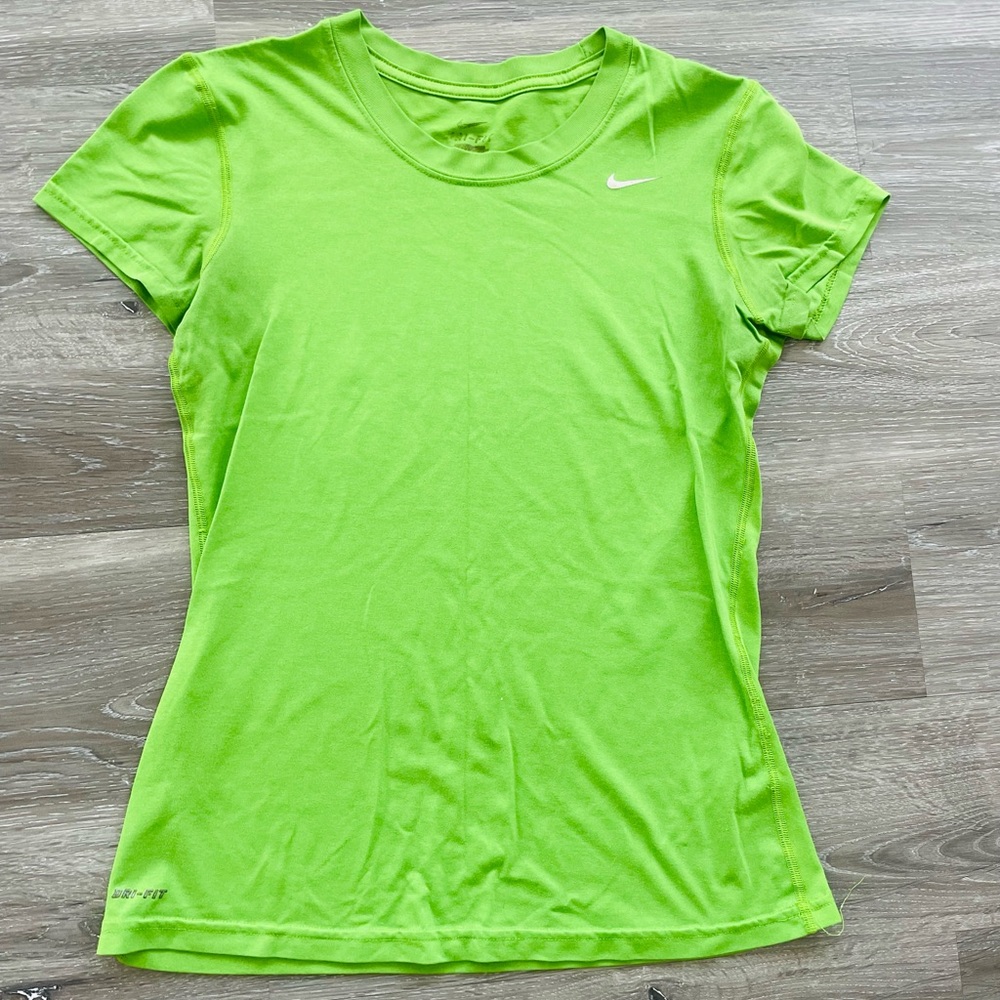 green nike t-shirt